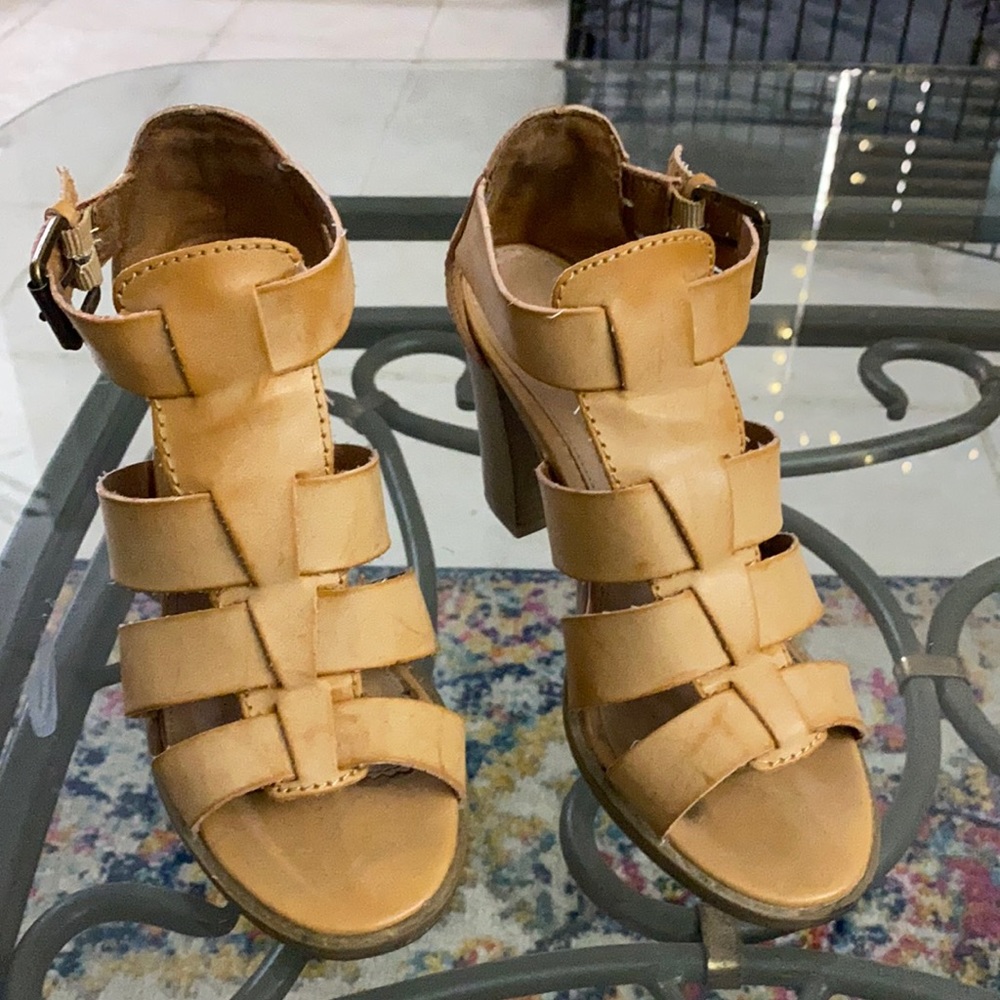 Apt 9 Sandals 6
